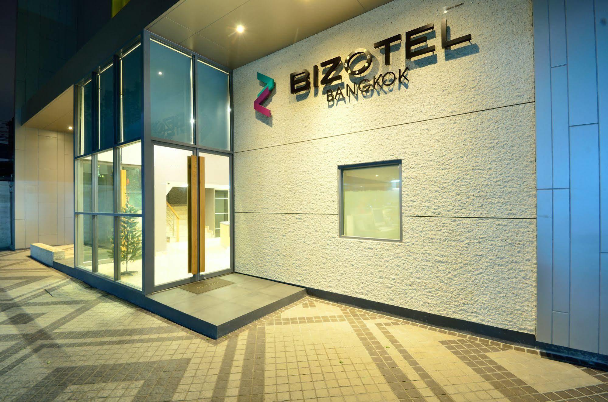 Bizotel Premier Hotel & Residence Banguecoque Exterior foto